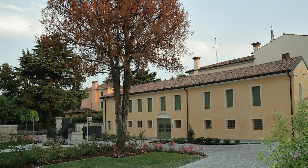 Hotel Villa Maternini Vazzola Экстерьер фото