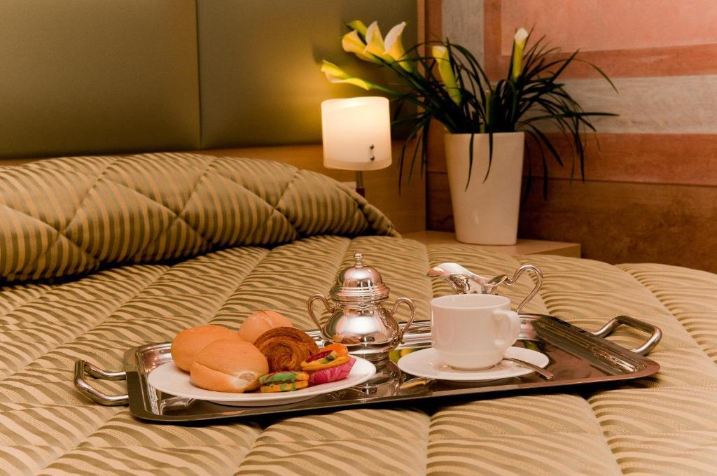 Hotel Villa Maternini Vazzola Экстерьер фото