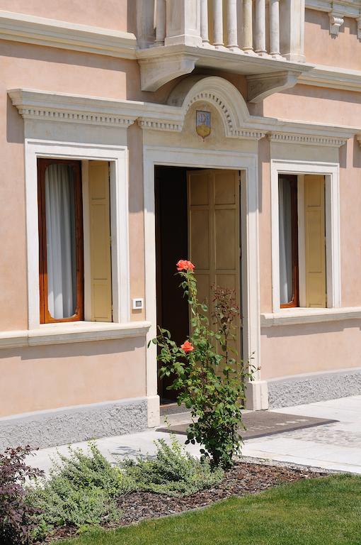 Hotel Villa Maternini Vazzola Экстерьер фото